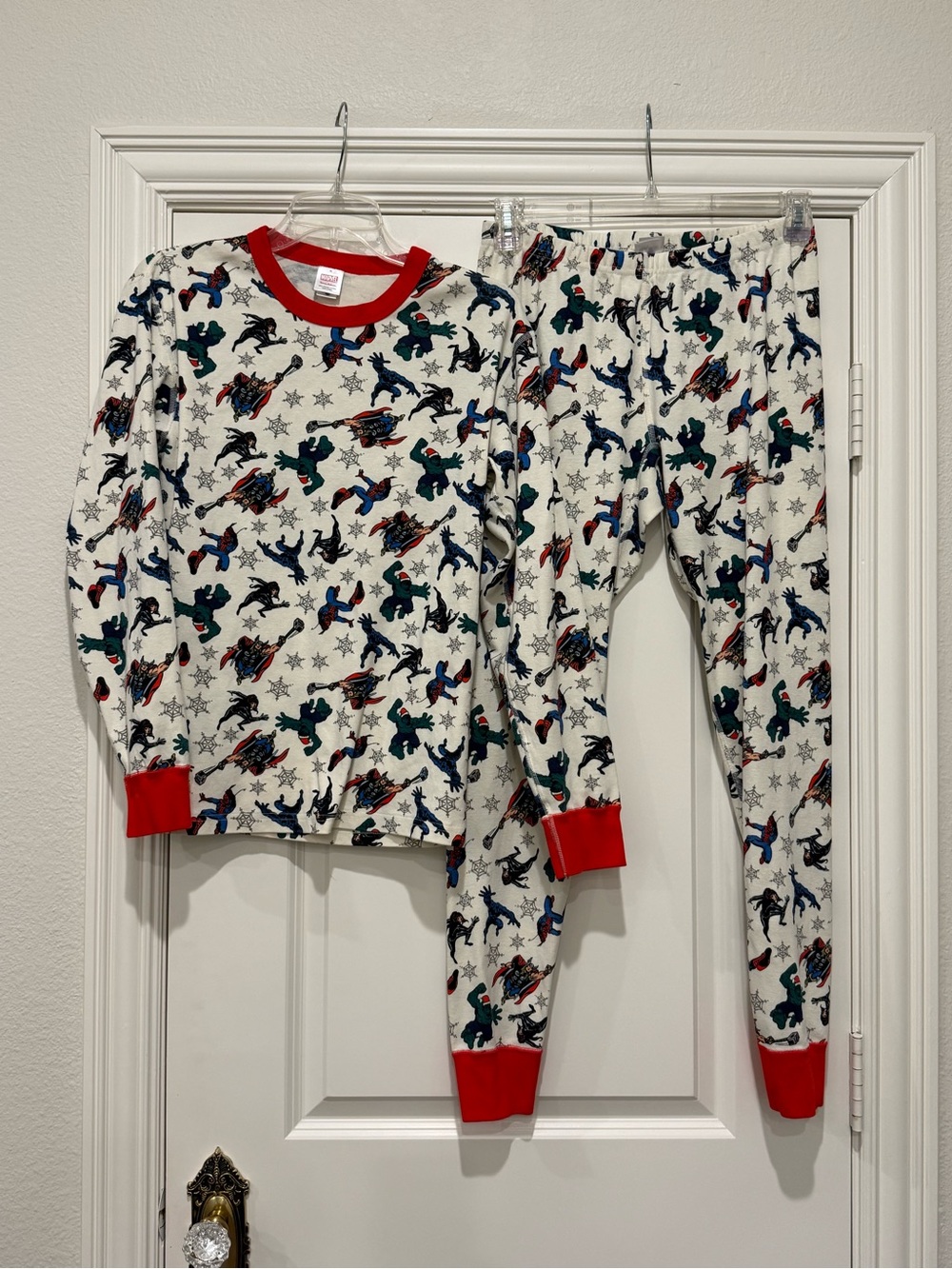 Hanna Andersson Adult Christmas Avengers Pajamas Medium